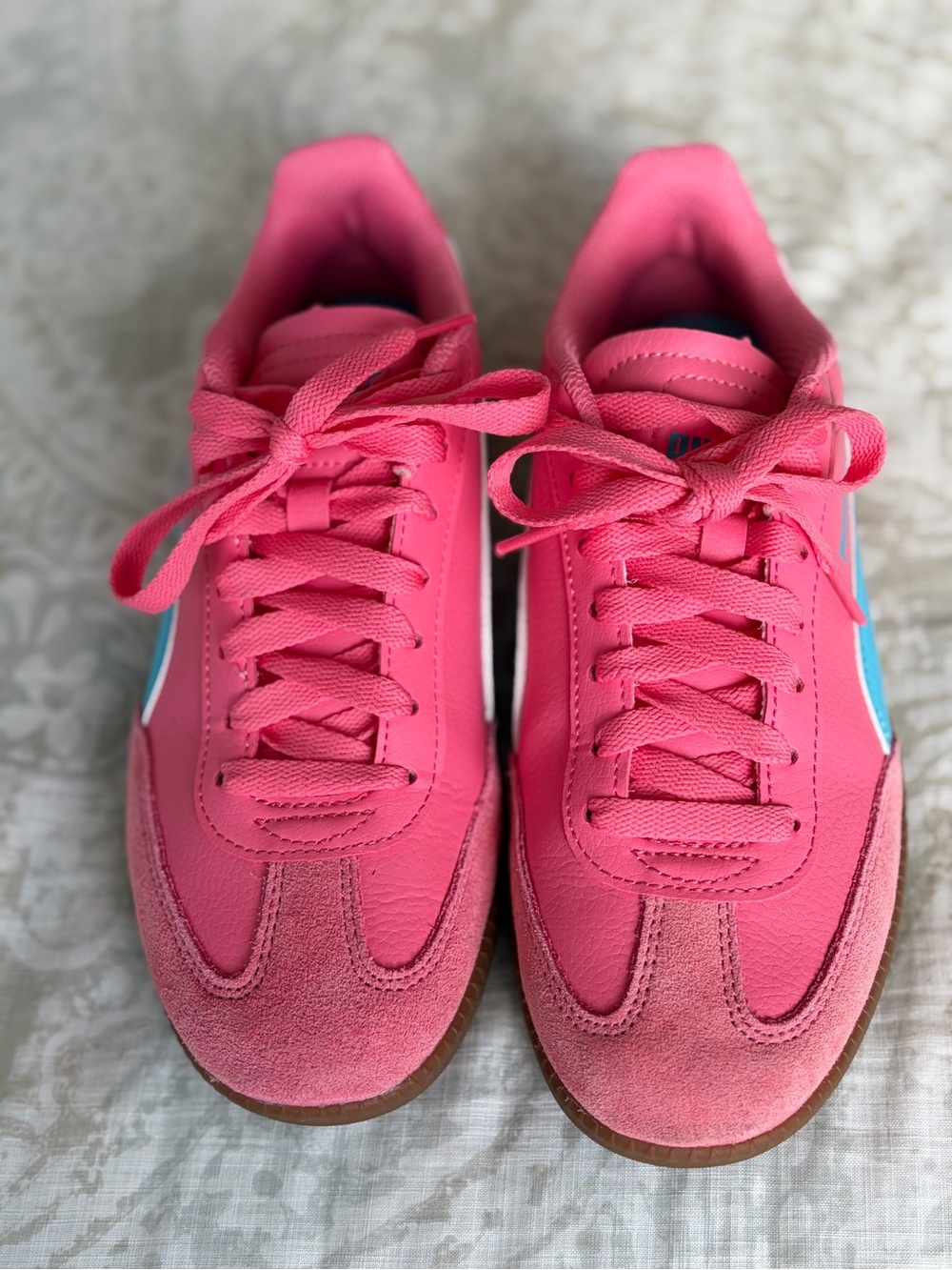 PUMA Women's 7.5 Athletic Sneakers Pink and Blue Gum Colorblock Lace Up - Picture 2 of 8
